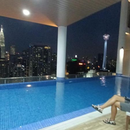 Colony By Infinitum Suites Service Klcc Куала-Лумпур Экстерьер фото