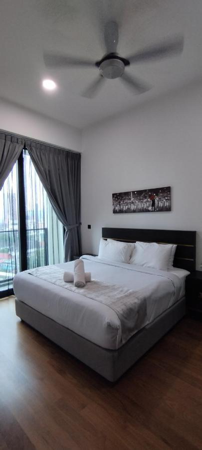 Colony By Infinitum Suites Service Klcc Куала-Лумпур Экстерьер фото