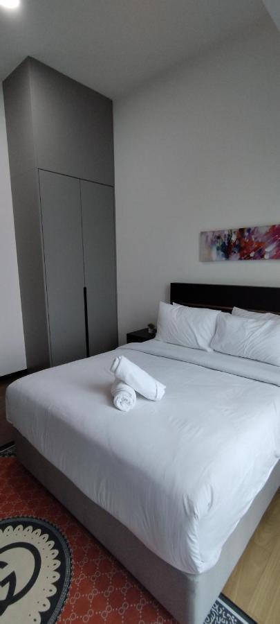 Colony By Infinitum Suites Service Klcc Куала-Лумпур Экстерьер фото