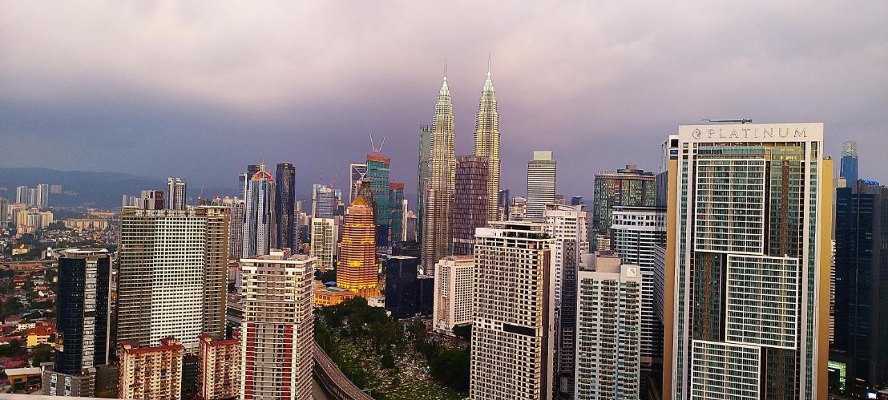Colony By Infinitum Suites Service Klcc Куала-Лумпур Экстерьер фото